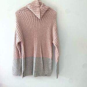 Abercrombie and Fitch Two Tone Turtle Neck Cable Knit Sweater